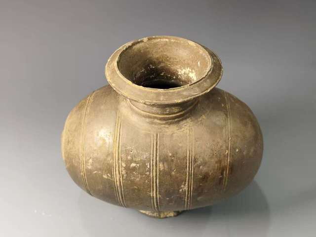 古玩陶瓷罐真品鑒賞圖