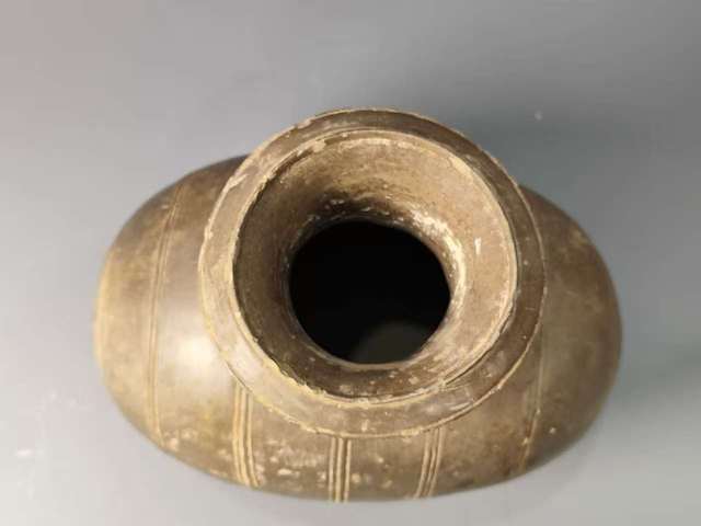 古玩陶瓷罐真品鑒賞圖