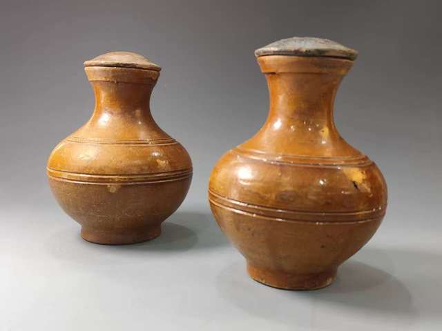 古玩陶瓷瓶真品鑒賞圖