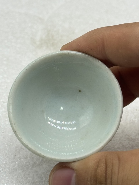 古玩陶瓷清中期.青花淡描花卉杯一對拍賣，當(dāng)前價(jià)格698元