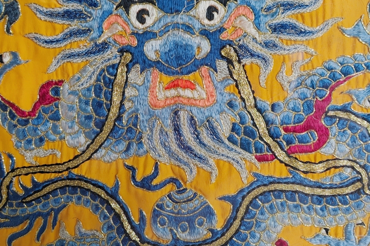 古玩雜項龍紋繡片真品鑒賞圖