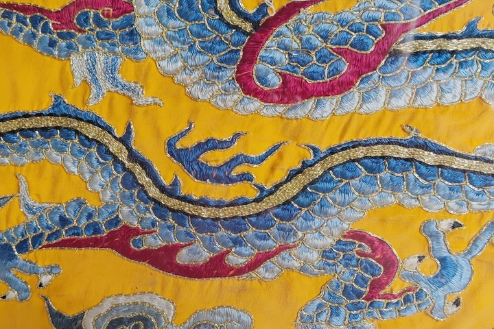 古玩雜項龍紋繡片真品鑒賞圖