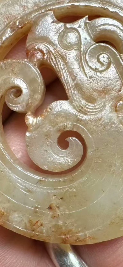 古玩玉器做舊仿戰(zhàn)國“龍形佩”真品鑒賞圖