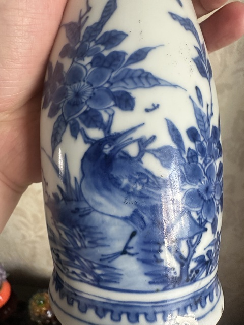 古玩陶瓷青花花鳥紋壁瓶真品鑒賞圖
