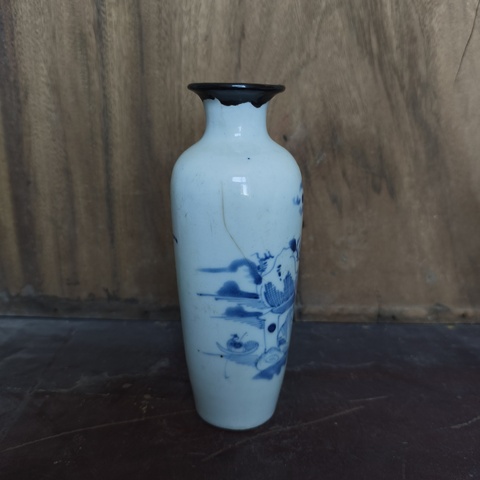 古玩陶瓷清中期青花小瓶真品鑒賞圖