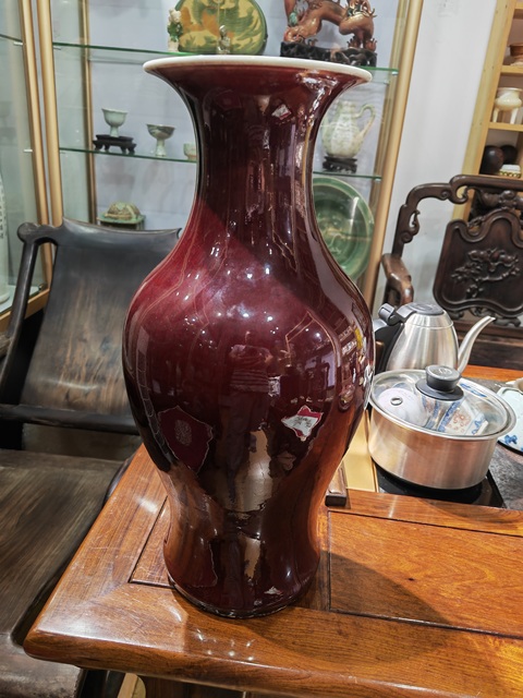 古玩陶瓷郎紅釉觀音瓶真品鑒賞圖