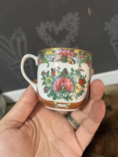 古玩陶瓷花鳥蝶紋廣彩杯盤拍賣,當前價格450元