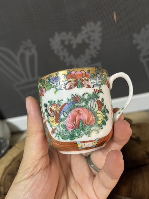 古玩陶瓷花鳥蝶紋廣彩杯盤拍賣,當前價格450元