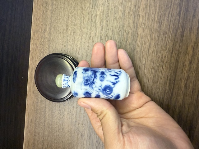 古玩陶瓷晚清青花鼻煙壺拍賣，當前價格1200元
