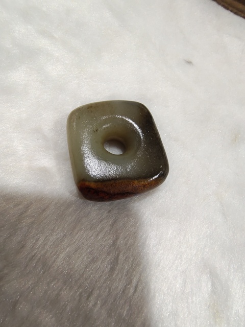 古玩玉器和田玉雕“素紋璧”拍賣,當前價格3500元