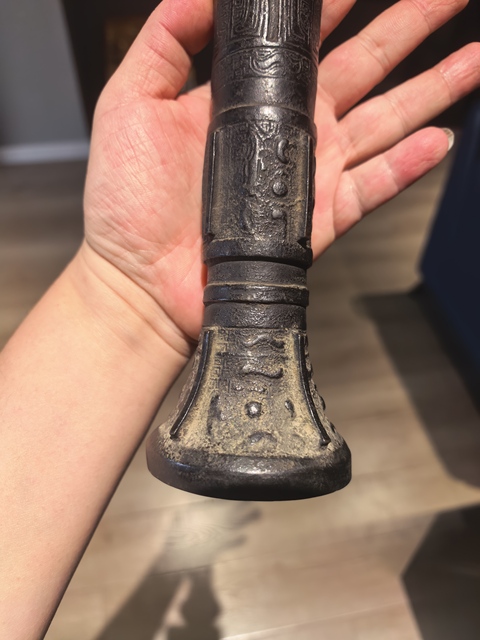 古玩銅器清中晚仿商周饕餮紋銅觚拍賣，當前價格9999元