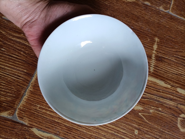 古玩陶瓷粉彩百花紋茶碗真品鑒賞圖