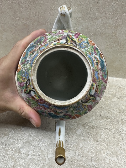 古玩陶瓷清中期廣彩人物故事壺拍賣,當前價格4000元