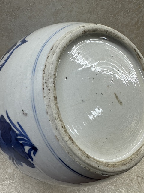 古玩陶瓷清康熙青花花卉開窗鳳紋罐拍賣,當(dāng)前價(jià)格45000元