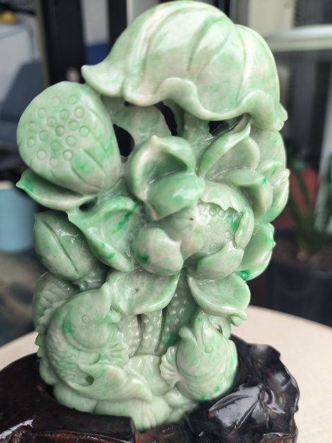 古玩玉器翡翠年年有余擺件真品鑒賞圖