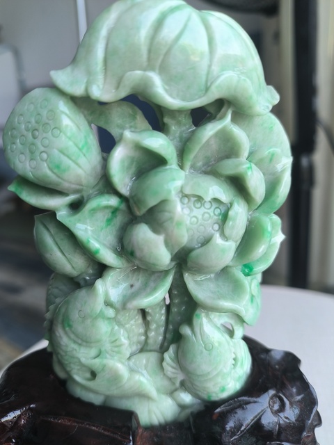 古玩玉器翡翠年年有余擺件真品鑒賞圖