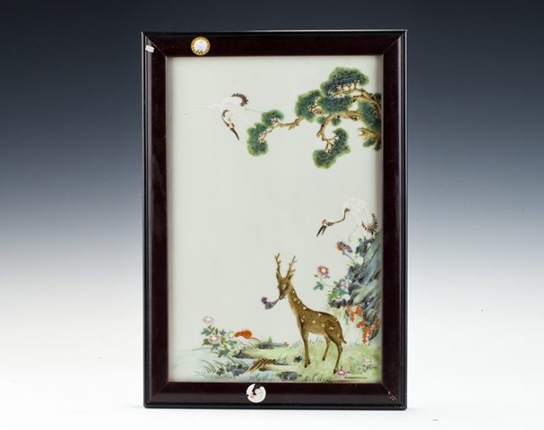 古玩陶瓷民國·粉彩鹿鶴同春圖瓷板
真品鑒賞圖