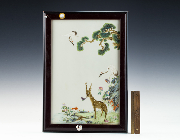 古玩陶瓷民國·粉彩鹿鶴同春圖瓷板
真品鑒賞圖