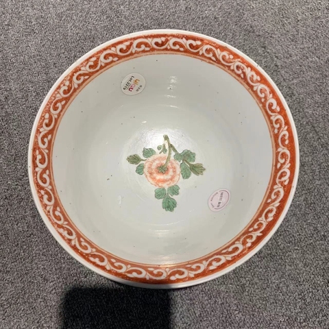 古玩陶瓷花鳥紋五彩碗真品鑒賞圖