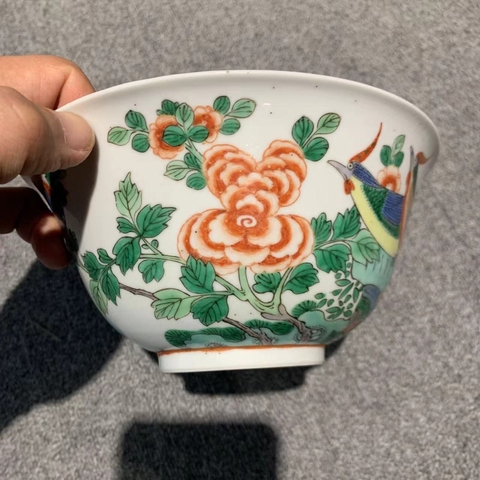 古玩陶瓷花鳥紋五彩碗真品鑒賞圖
