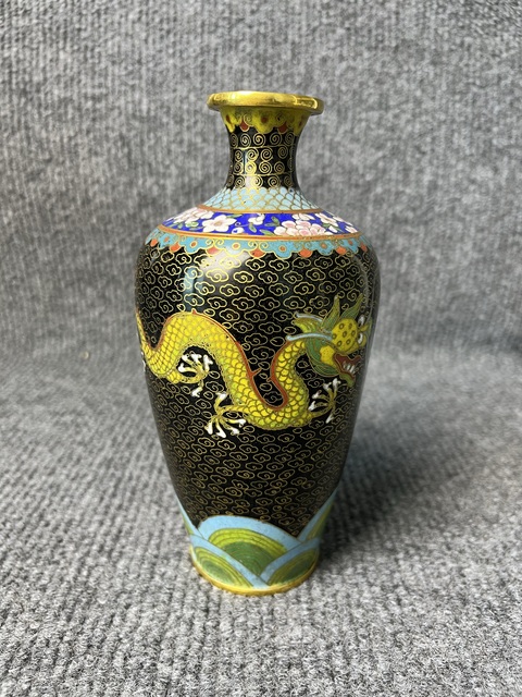 古玩雜項銅胎掐絲琺瑯雙龍戲珠紋觀音瓶真品鑒賞圖