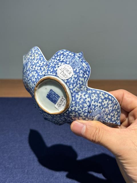 古玩陶瓷青花淡描花卉紋茶船真品鑒賞圖