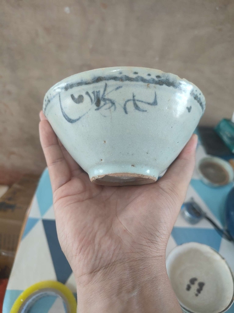 古玩陶瓷青花花卉紋碗真品鑒賞圖
