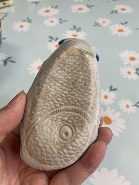 古玩陶瓷游魚造型水盂真品鑒賞圖