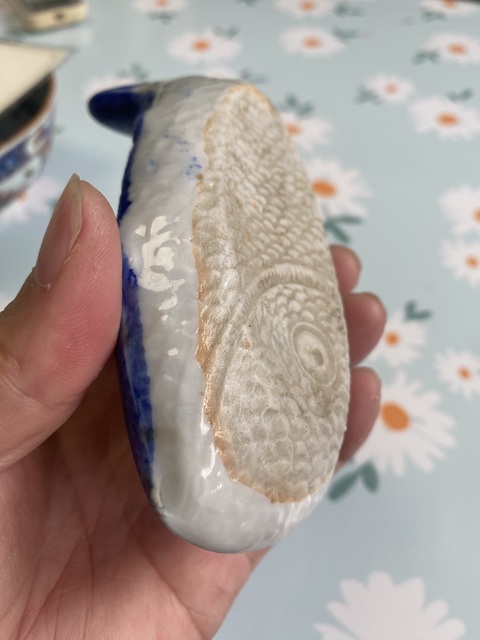 古玩陶瓷游魚造型水盂真品鑒賞圖