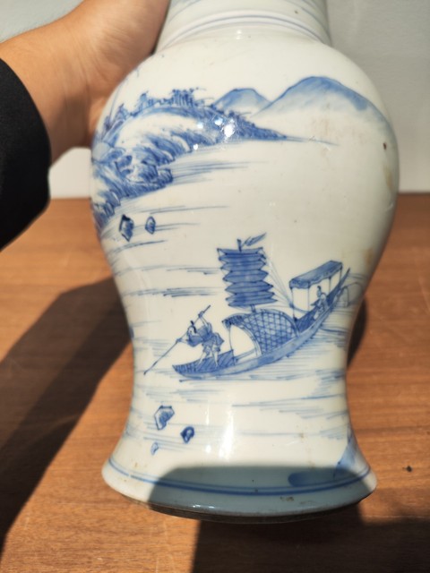 古玩陶瓷青花山水人物鳳尾尊真品鑒賞圖