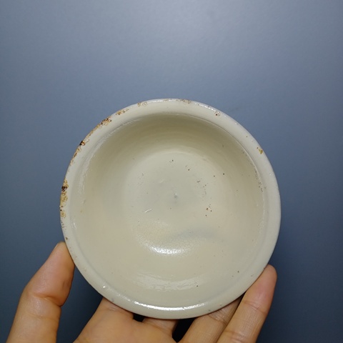 古玩陶瓷明代,白釉茶盞拍賣,當前價格288元