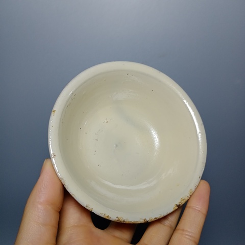 古玩陶瓷明代,白釉茶盞拍賣,當前價格288元