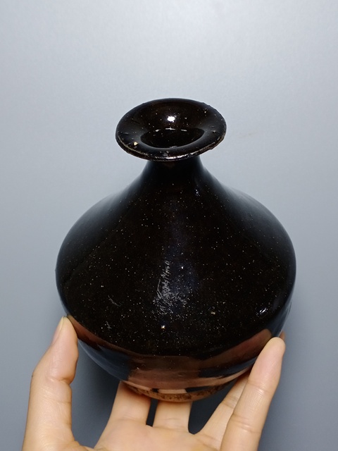 古玩陶瓷明代,黑釉瓶拍賣,當前價格688元