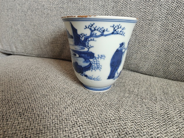 古玩陶瓷青花山水人物故事紋鈴鐺杯真品鑒賞圖