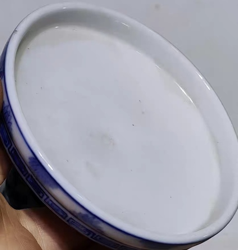 古玩陶瓷花卉紋青花貢盤真品鑒賞圖