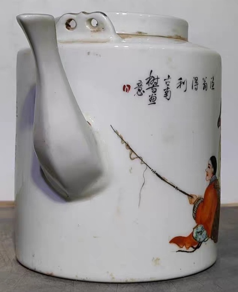 古玩陶瓷粉彩漁翁得利圖茶壺拍賣，當前價格5600元