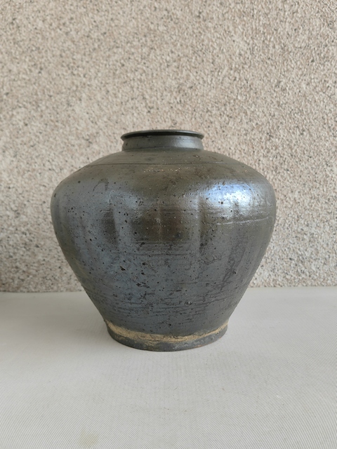 古玩陶瓷黑釉瓜棱罐拍賣(mài)，當(dāng)前價(jià)格580元