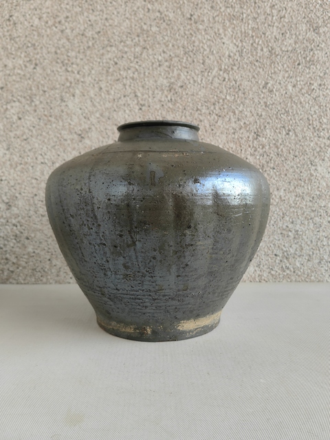 古玩陶瓷黑釉瓜棱罐拍賣(mài)，當(dāng)前價(jià)格580元