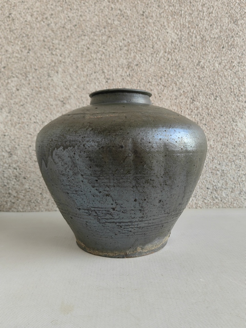 古玩陶瓷黑釉瓜棱罐拍賣(mài)，當(dāng)前價(jià)格580元