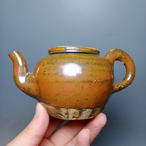 古玩陶瓷清代，茶壺拍賣，當前價格158元