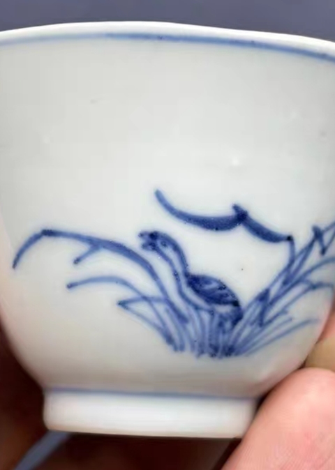 古玩陶瓷青花蘆雁詩文仰鐘杯真品鑒賞圖