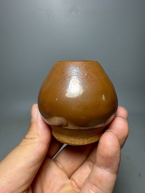 古玩陶瓷雞心杯拍賣，當(dāng)前價格186元