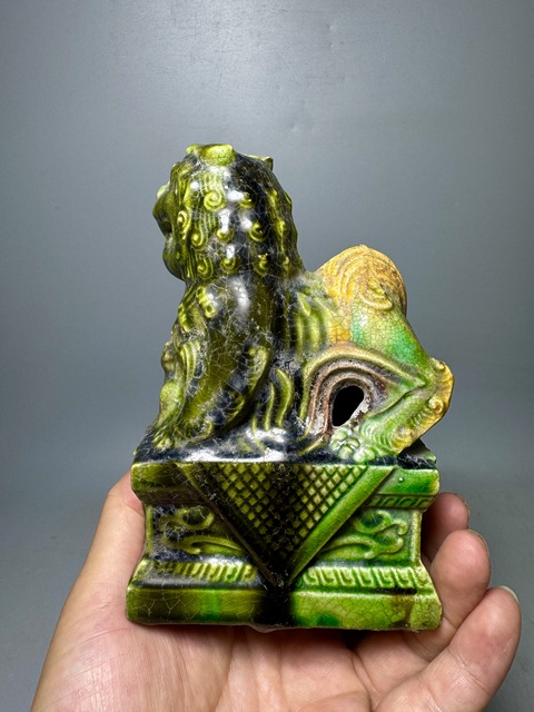 古玩陶瓷案頭獅拍賣，當前價格138元