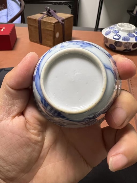 古玩陶瓷人物故事紋杯真品鑒賞圖