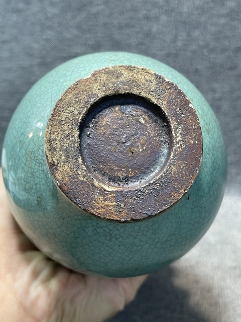 古玩陶瓷漳州窯綠哥釉瓶真品鑒賞圖