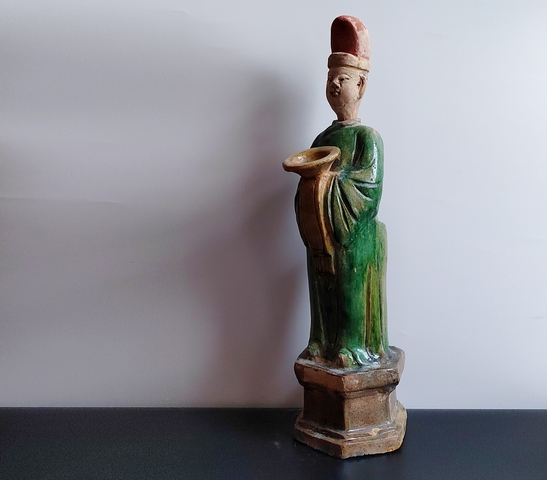 古玩陶瓷明代·三彩人物俑 真品鑒賞圖