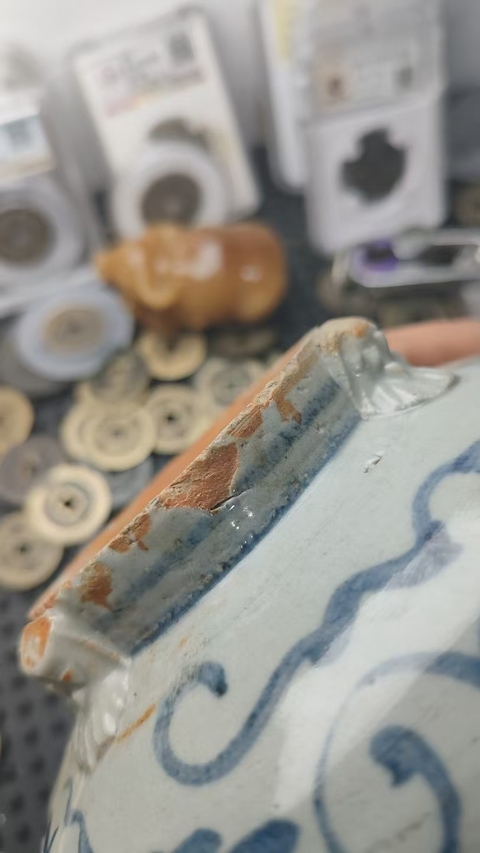古玩陶瓷清中期青花香爐真品鑒賞圖