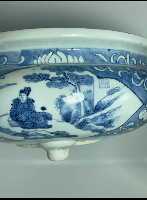 古玩陶瓷德化窯青花香爐真品鑒賞圖