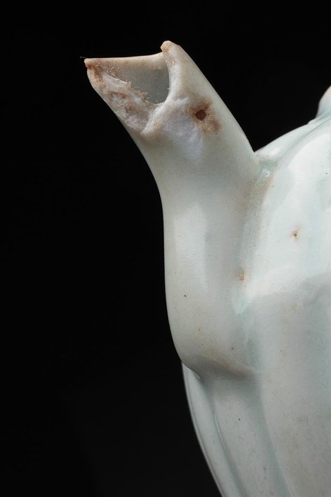 古玩陶瓷影青釉菊瓣執(zhí)壺真品鑒賞圖