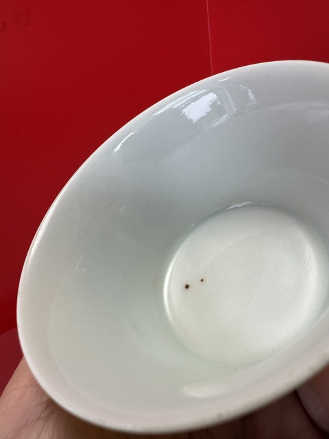 古玩陶瓷檸檬黃釉杯真品鑒賞圖